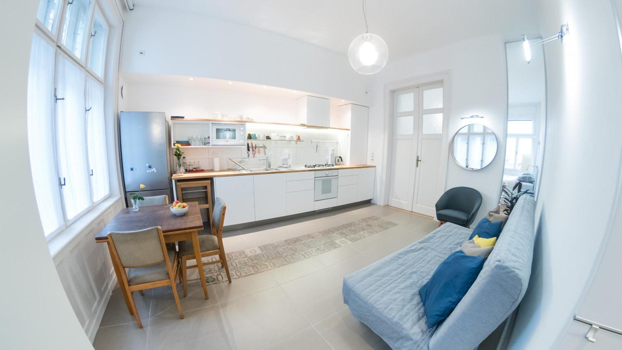 Newsunny Apartment At The Budacastle Budapeste Exterior foto